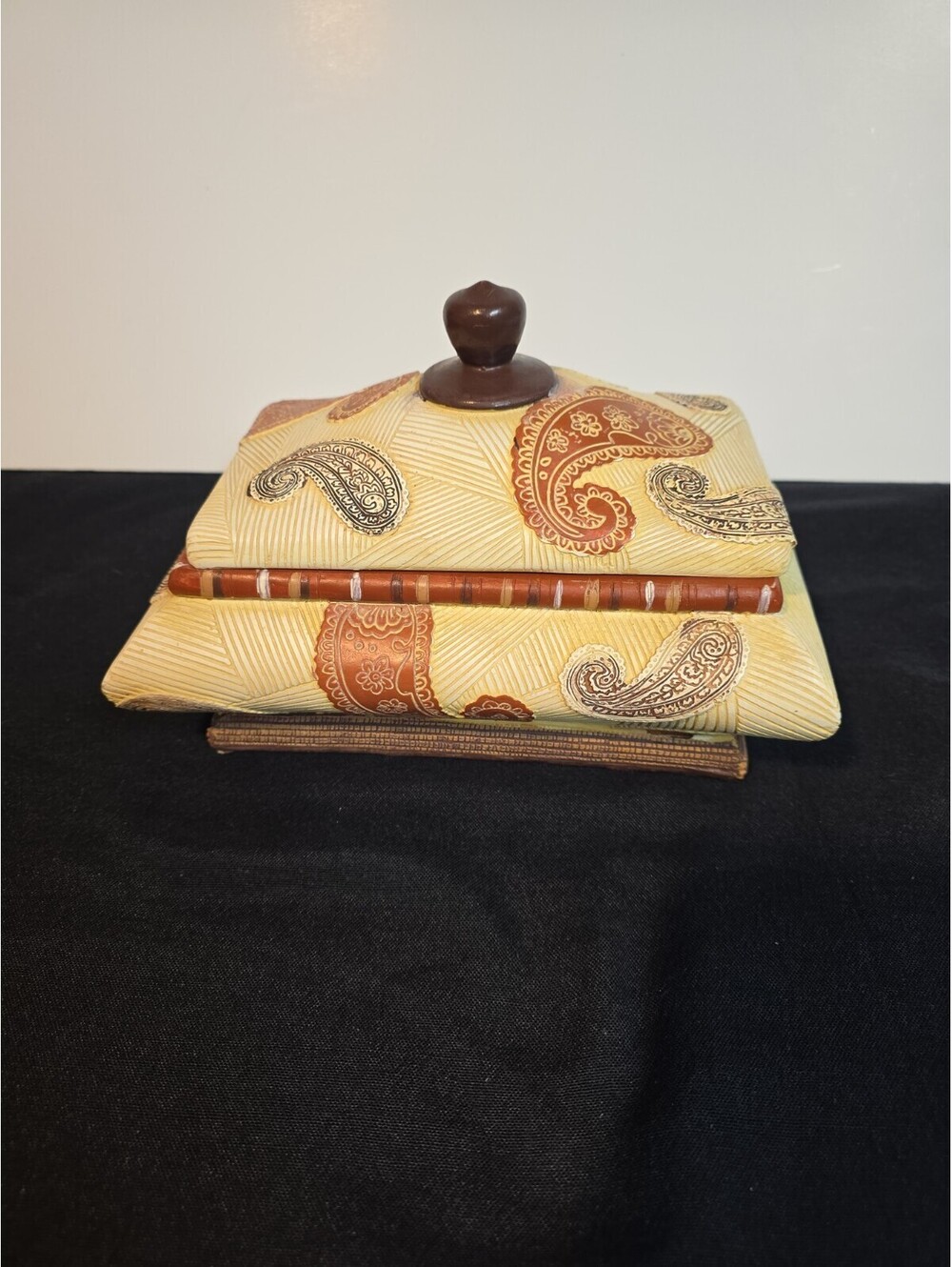 La Dolce Vita JJG Designs Paisley Stripe Ceramic Lidded Trinket Box Vintage Dish